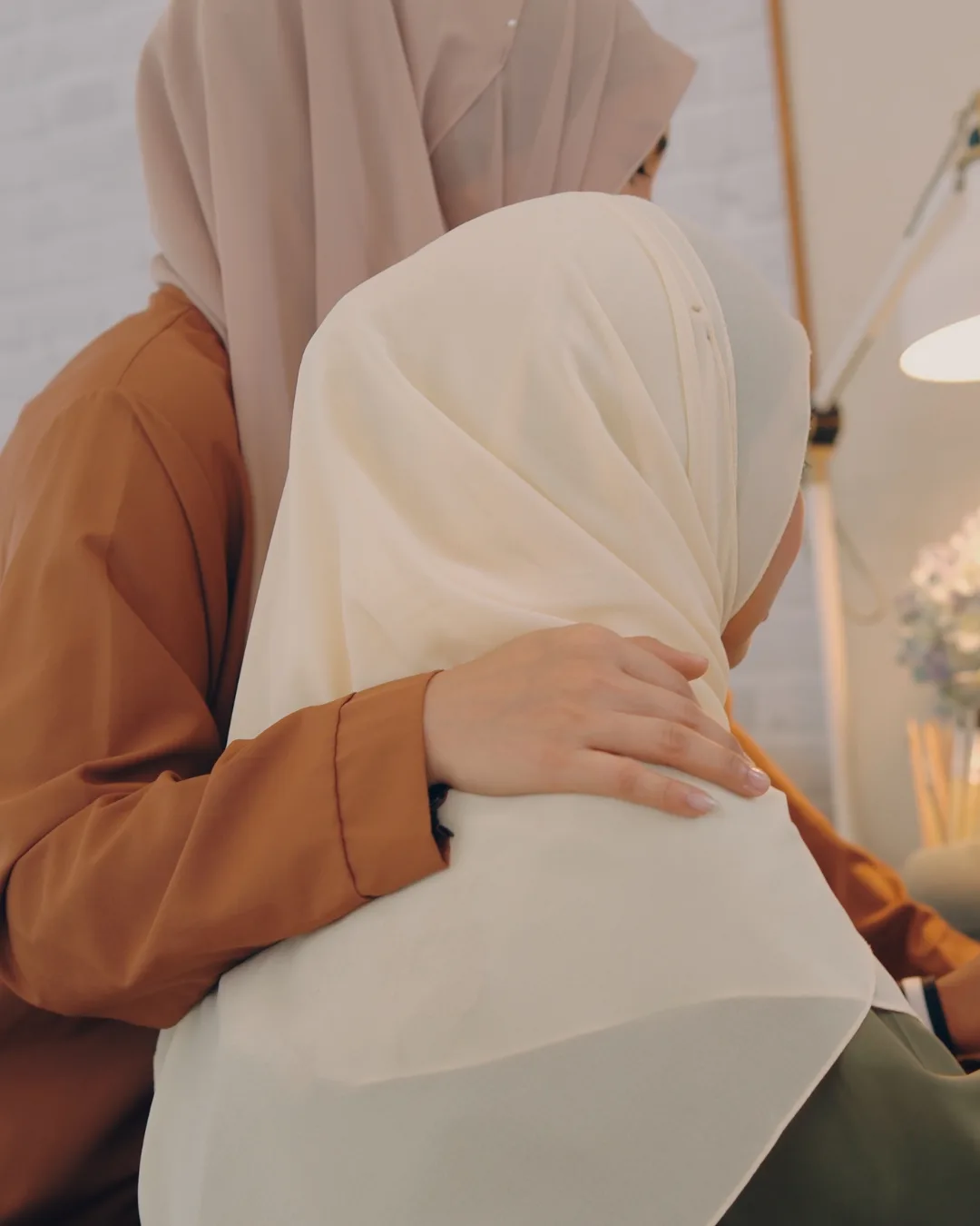 Accompagnement des familles lors de l'organisation rapide des obsèques musulmanes, avec écoute, soutien et respect des rites islamiques.